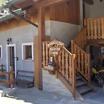 Apartament Residenza L'teit *