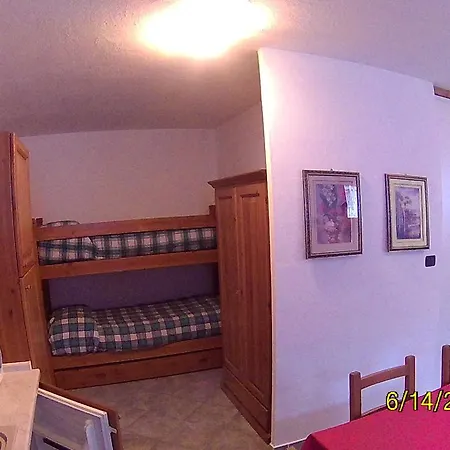 아파트 Residenza L'teit