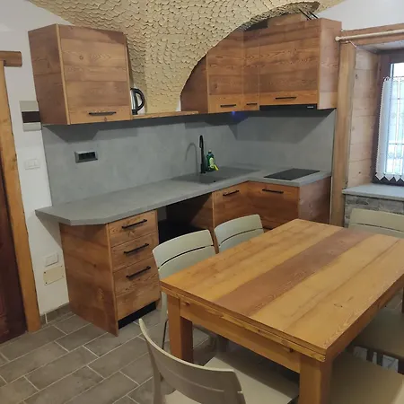 Residenza L'teit Lejlighed *