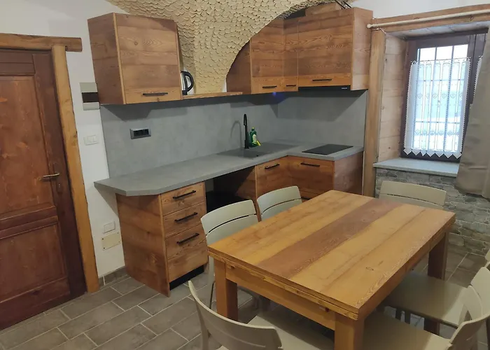 勒泰特公寓 公寓 *